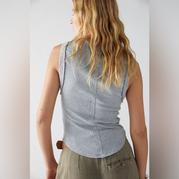 Free people - Picture 3 of 4